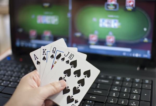 fish game ဘင်ဂို ဆုငွေ ရရှိပြီး ဝမ်းမြောက်နေသည့် Online Bingo ကစားသမား မြင်ကွင်း
